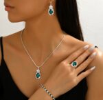 By Queen Σετ Κοσμημάτων Crystal Με Brilliant Cut Σε Πράσινο Χρώμα - Image 2