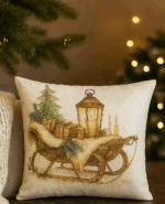 By Queen Limited Festive Edition Μαξιλαροθήκη Serene Christmas Glow Με Vintage Έλκηθρο 45x45εκ. - Image 3