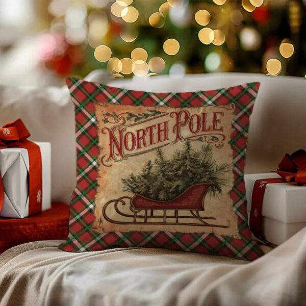 By Queen Limited Festive Edition Μαξιλαροθήκη North Pole Με Vintage Έλκηθρο 45x45εκ.