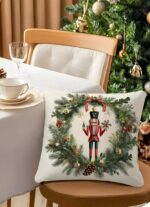 By Queen Limited Festive Edition Μαξιλαροθήκη Nutcracker Wreath Mε Πεύκα Και Κουκουνάρια 45x45εκ. - Image 3