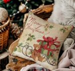 By Queen Limited Festive Edition Μαξιλαροθήκη Merry Christmas Με Αρκουδάκι & Δώρο 45x45εκ. - Image 5