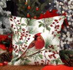 By Queen Limited Festive Edition Μαξιλαροθήκη Με Καρδινάλιο Και Κλαδιά Πεύκου 45x45εκ.