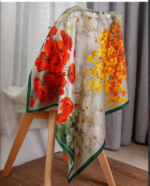 By Queen Σατέν Μαντήλι Με Ζωηρά Λουλούδια & Πράσινο Περίγραμμα - Image 10