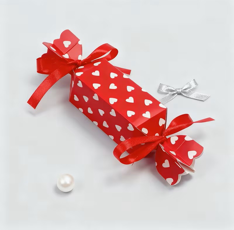 gift packaging candy heart1 By Queen Κουτί Δώρου Candy Heart - Image 1
