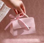 By Queen Feminine Luxury Pearl Purse Κουτί Δώρου Σε Ροζ - Image 4