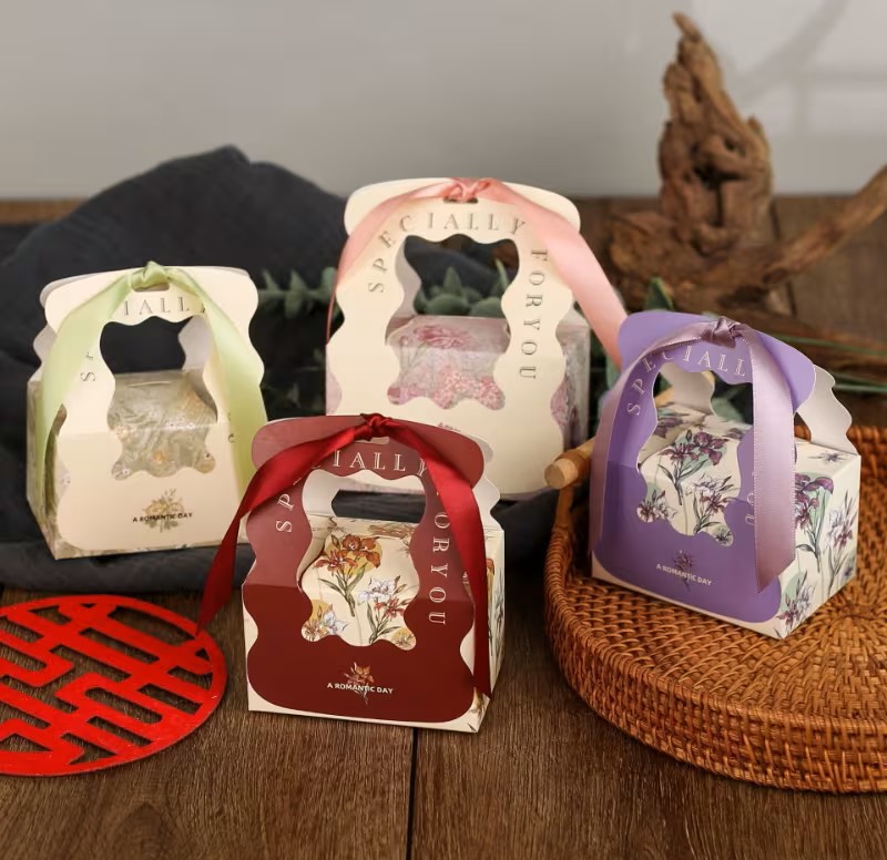 gift packaging floral soft a romantic day1 By Queen Floral Soft A Romantic Day Κουτί Δώρου - Image 1