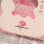 By Queen Floral Soft A Romantic Day Κουτί Δώρου - Image 21