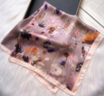 By Queen Σατέν Μαντήλι Με Elegant & Artistic Floral Σχέδιο - Image 10