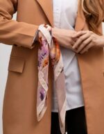 By Queen Σατέν Μαντήλι Με Elegant & Artistic Floral Σχέδιο - Image 5