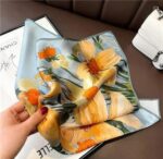 By Queen Σατέν Μαντήλι Με Εντυπωσιακά Λουλούδια Γαλάζιο - Image 8