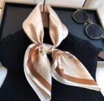 By Queen Premium Σατέν Μαντήλι Ροζ  Με Άνθη & Χρυσό Τελείωμα - Image 8