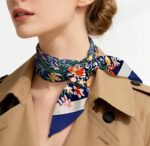 By Queen Statement Elegance Σατέν Φουλάρι με Πεταλούδες & Λουλούδια - Image 4