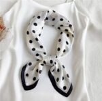 By Queen Timeless Minimal Elegance Σατέν Μαντήλι Mε Μαύρα Πουά - Image 7