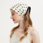 By Queen Timeless Minimal Elegance Σατέν Μαντήλι Mε Μαύρα Πουά - Image 8