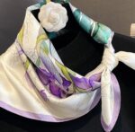 By Queen Σατέν Μαντήλι Με Ζωγραφιστές Ίριδες Σε Υδατογραφία - Image 6