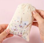 By Queen Ρομαντικό Floral Pastel Bloom Πουγκί Δώρου