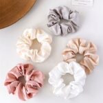 By Queen Scrunchie Satin Σε Παστέλ Και Γήινες Αποχρώσεις(Τυχαίο Χρώμα Επιλογής)