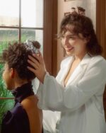 By Queen Scrunchie Satin Σε Παστέλ Και Γήινες Αποχρώσεις(Τυχαίο Χρώμα Επιλογής) - Image 15