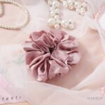 By Queen Scrunchie Satin Σε Παστέλ Και Γήινες Αποχρώσεις(Τυχαίο Χρώμα Επιλογής) - Image 2