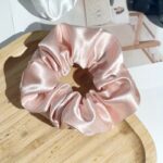 By Queen Scrunchie Satin Σε Παστέλ Και Γήινες Αποχρώσεις(Τυχαίο Χρώμα Επιλογής) - Image 23