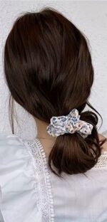 By Queen Scrunchie Floral And Butterfly Με Ανοιξιάτικα Χρώματα (Τυχαίο Χρώμα Επιλογής) - Image 11