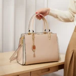 By Queen Leather Γυναικεία Τσάντα Δερμάτινη Χειρός - Ώμου Μπεζ - Image 3