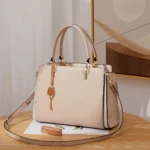 By Queen Leather Γυναικεία Τσάντα Δερμάτινη Χειρός - Ώμου Μπεζ - Image 5