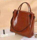 By Queen Δερμάτινη Γυναικεία Τσάντα Shopper Ταμπά - Image 4