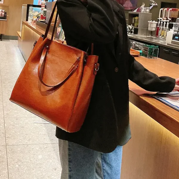 By Queen Δερμάτινη Γυναικεία Τσάντα Shopper Ταμπά