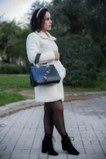 By Queen Γυναικεία Τσάντα Tote Με Κεντητό Λουλούδι Μπλε - Image 3