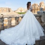 By Queen Νυφικό Ball Gown Mε Δαντέλα Και Μακριά Μανίκια - Image 2