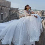 By Queen Νυφικό Ball Gown Mε Δαντέλα Και Μακριά Μανίκια - Image 3