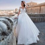 By Queen Νυφικό Ball Gown Mε Δαντέλα Και Μακριά Μανίκια - Image 5