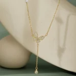 By Queen Κολιέ Butterfly Gold με Μαργαριτάρι και Zircon - Image 4