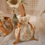 By Queen Natural Floral Botanical Whisper Πουγκί Δώρου - Image 3