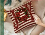 By Queen Limited Festive Edition Μαξιλαροθήκη JOY Με Χριστουγεννιάτικο Στεφάνι 45x45εκ. - Image 7