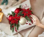 By Queen Limited Festive Edition Μαξιλαροθήκη με Αλεξανδρινά, Γκι Kαι Χρυσές Μπάλες 45x45εκ. - Image 3