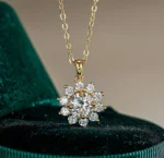 By Queen Luxury Jewelry Χρυσό Κολιέ 18Κ Με Μοϊσανίτη Σε Σχέδιο Λουλουδιού - Image 8