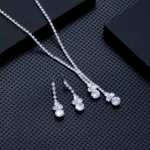 By Queen Elegant Crystal Κολιέ Και Σκουλαρίκια Με Λαμπερές Πέτρες - Image 15