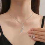 By Queen Elegant Crystal Κολιέ Και Σκουλαρίκια Με Λαμπερές Πέτρες - Image 4