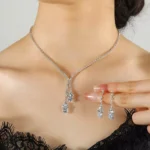 By Queen Elegant Crystal Κολιέ Και Σκουλαρίκια Με Λαμπερές Πέτρες - Image 6