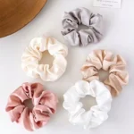 By Queen Scrunchie Satin Σε Παστέλ Και Γήινες Αποχρώσεις(Τυχαίο Χρώμα Επιλογής)