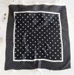 By Queen Retro Chic Elegance Σατέν Μαντήλι με Polka Dots - Image 5