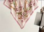 By Queen Γυναικείο Μαντήλι Με Σχέδιο Τριαντάφυλλα Pink - Image 8