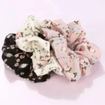 By Queen Scrunchie Floral Με Λουλούδια Με Ανοιξιάτικα Χρώματα (Τυχαίο Χρώμα Επιλογής) - Image 8