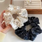 By Queen Scrunchie Satin Πουά Με Μαύρη Βάση Και Εκρού (Τυχαίο Χρώμα Επιλογής) - Image 7