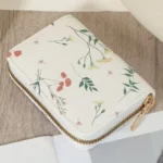 By Queen Λευκό Floral Πορτοφολάκι Με Χρυσό Φερμουάρ - Image 2