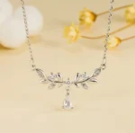 By Queen Ασημένιο Κολιέ 925 Crystal Laurel Με Φύλλα Και Λευκά Ζιργκόν - Image 20