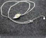 ByQueen | Γυναικείο κολιέ 925 Pearl Leaf με λευκή πέρλα και ασημί αλυσίδα